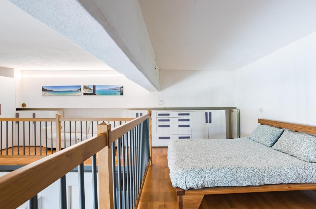 Loft P.Ta Pispini: Near Piazza Del Campo W/Parking Lejlighed Siena Eksteriør billede